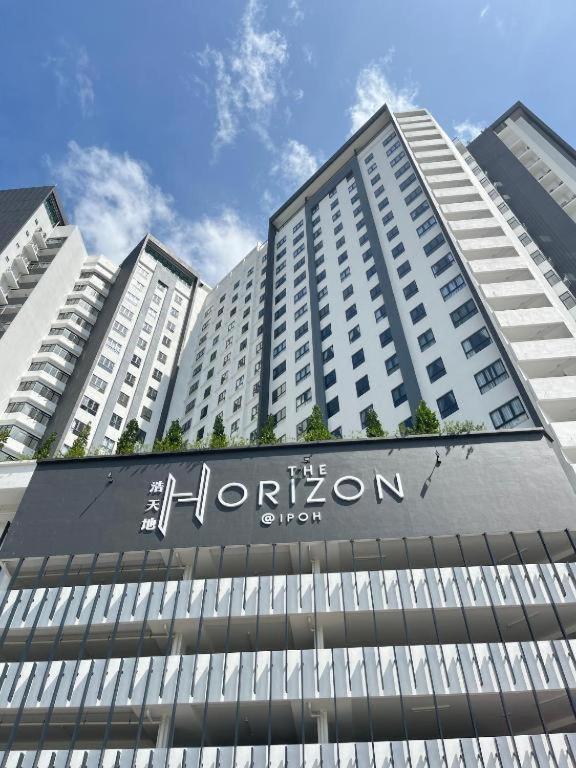 The Horizon Retreat